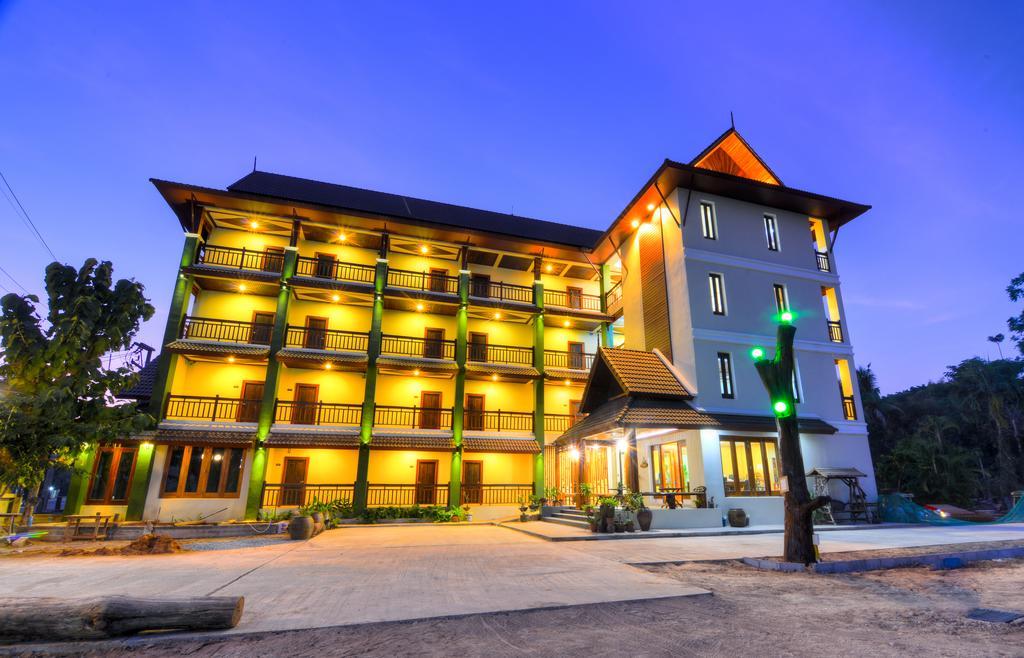 The Boon House, Khon Kaen Hotel Екстериор снимка