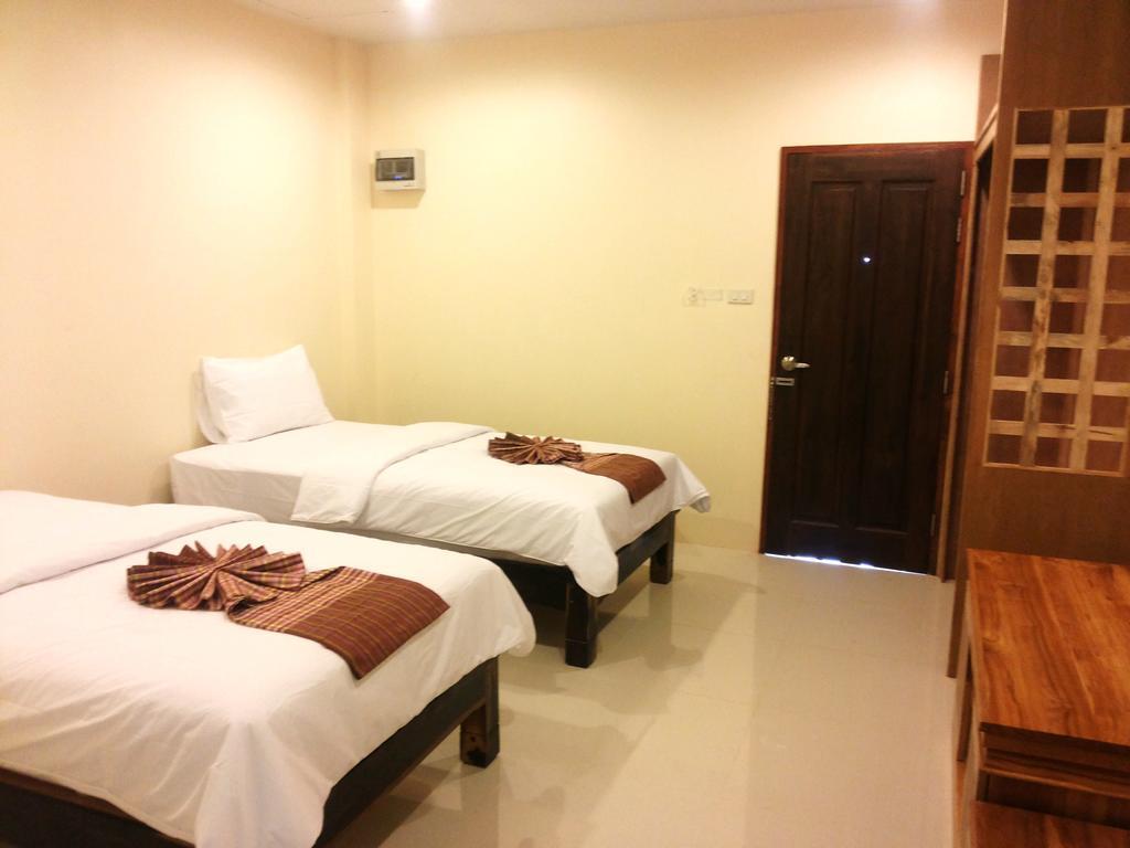 The Boon House, Khon Kaen Hotel Стая снимка